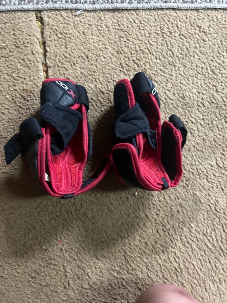 Used Small Bauer  Vapor X100 Elbow Pads