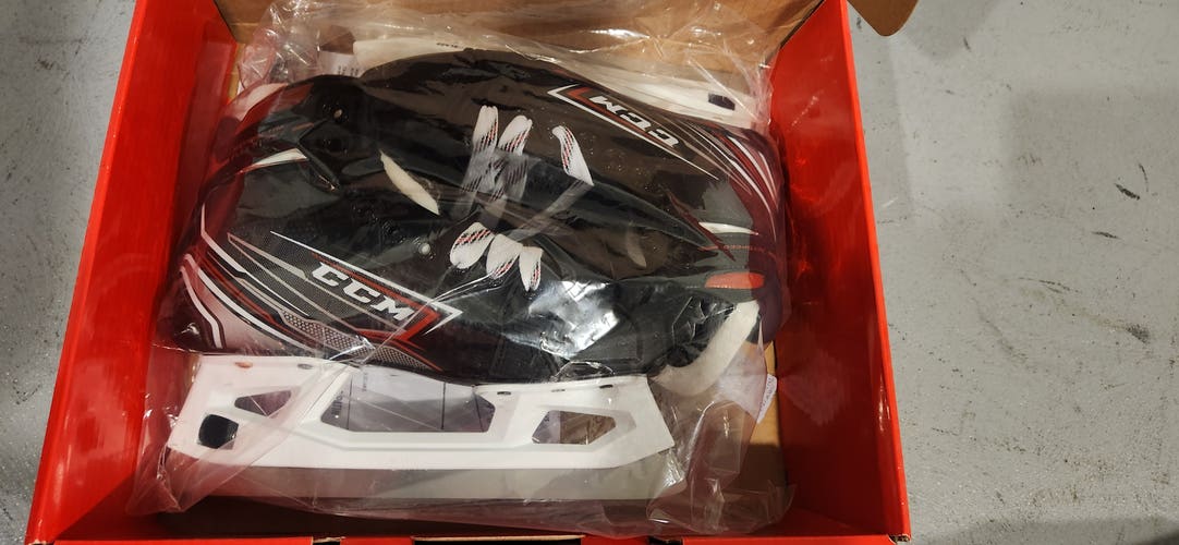 New CCM Jetspeed FT480 goalie skates Junior 4.5