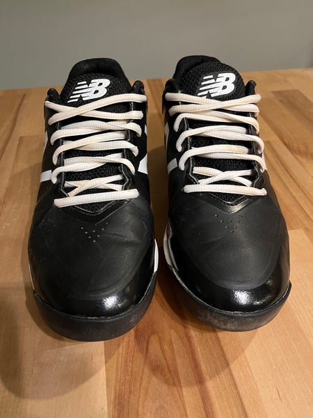 Black Youth Molded Cleats Low Top