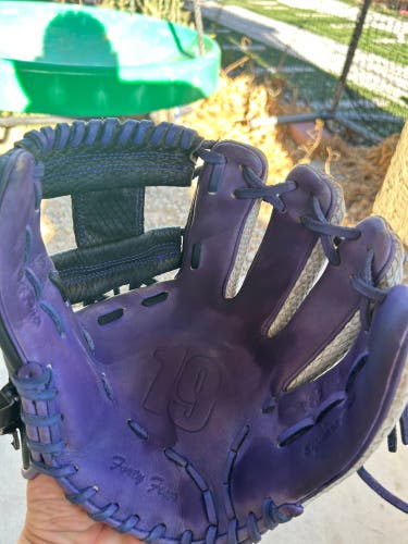 2022 Infield 11.5" Baseball Glove