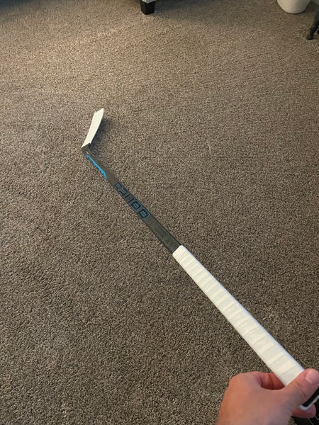 Brand New Bauer Nexus E5 Pro LH P92 Senior Hockey Stick, Hockey, Mississauga / Peel Region