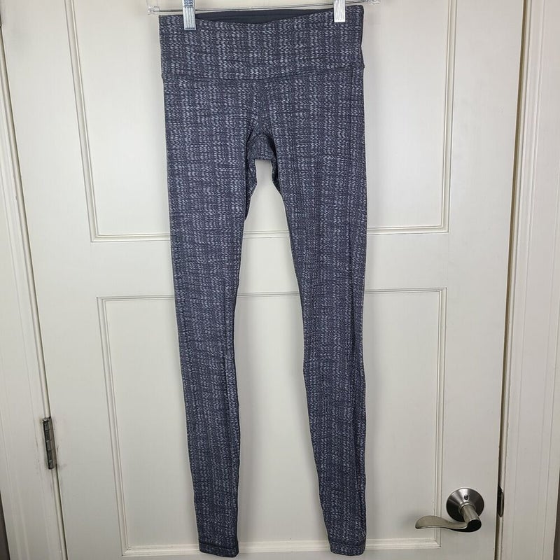Lululemon Free To Flow Crop Seamless High Rise Space Gray White Leggings  Size: 8