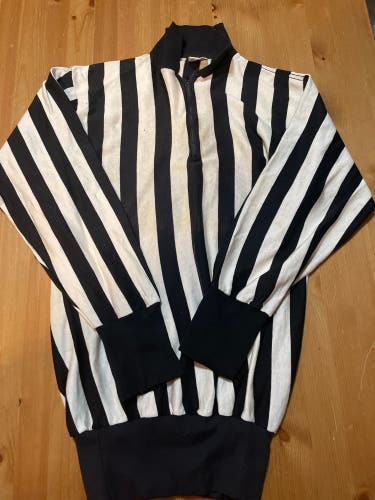 Winn Well Vintage hockey referee, shirt Adult Small