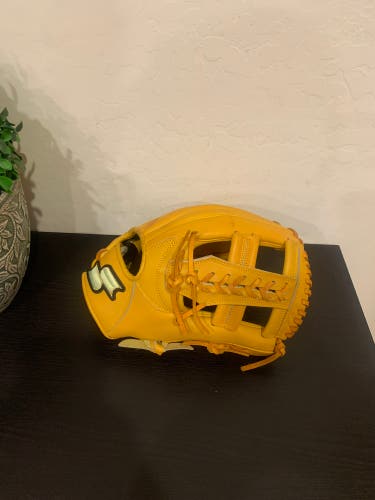 Ssk Custom Made Infield 12" Baseball Glove