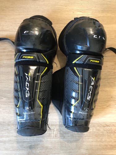 Used CCM Tacks 7092 Shin Pads 14”