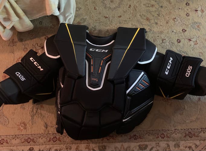 New Large CCM Axis pro Goalie Chest Protector