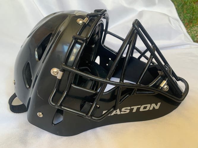 Easton Natural Catcher's Mask - Small Fit 6 1/8-7