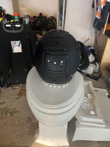 Used Extra Large Schutt F7 Helmet