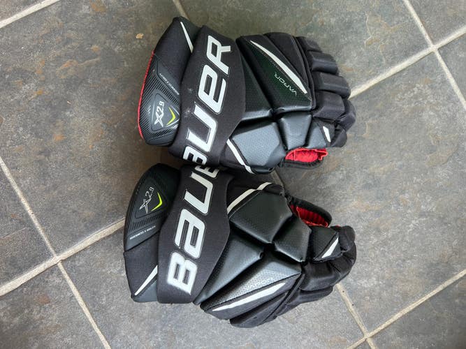 Used Bauer Vapor X2.9 Gloves 14"