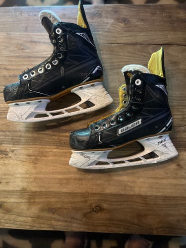 Used Bauer Supreme s160 Hockey Skates