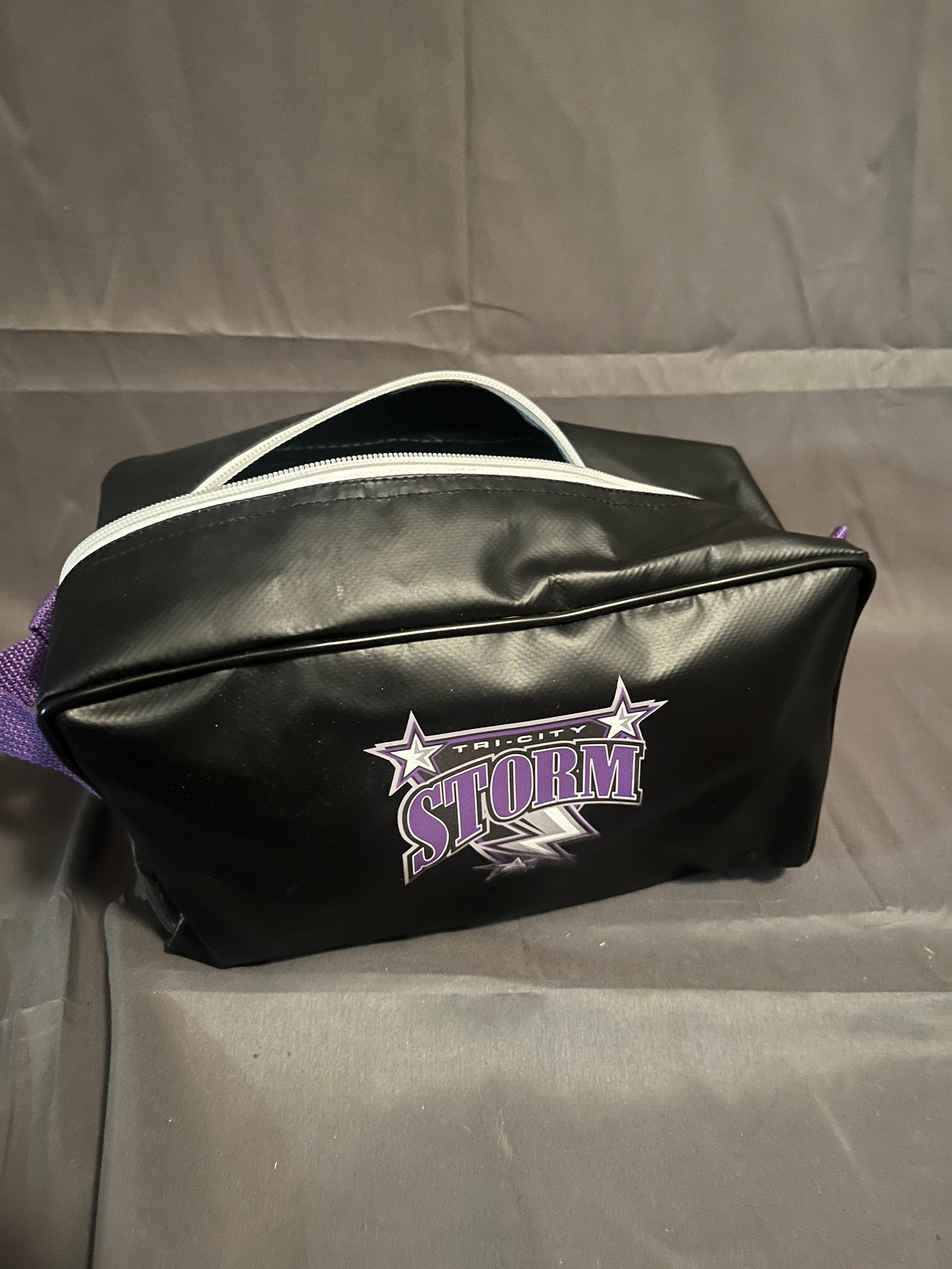 New Warrior USHL Tape Bag | SidelineSwap