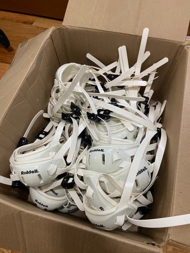 Riddell Cam Loc Chin Straps - White
