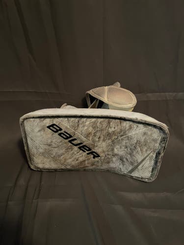 Used Regular Bauer X900 Goalie Blocker