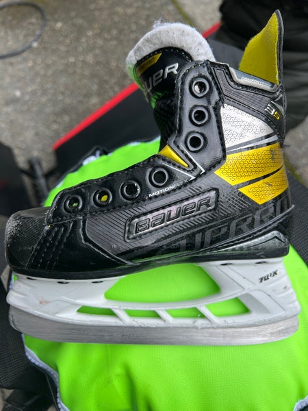 Used Bauer Size 11 Supreme 3S Hockey Skates