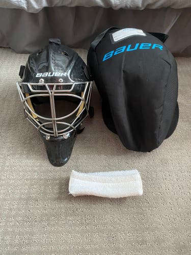 Black Bauer 960XPM Senior S/M Goalie Mask