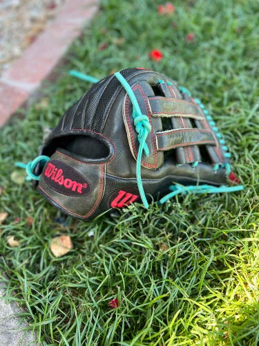 Wilson A2000 Baseball Glove