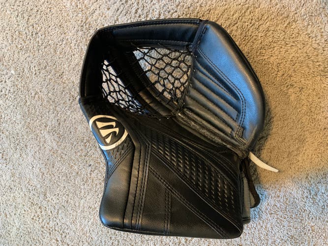Warrior Ritual G6 Pro Goalie Glove