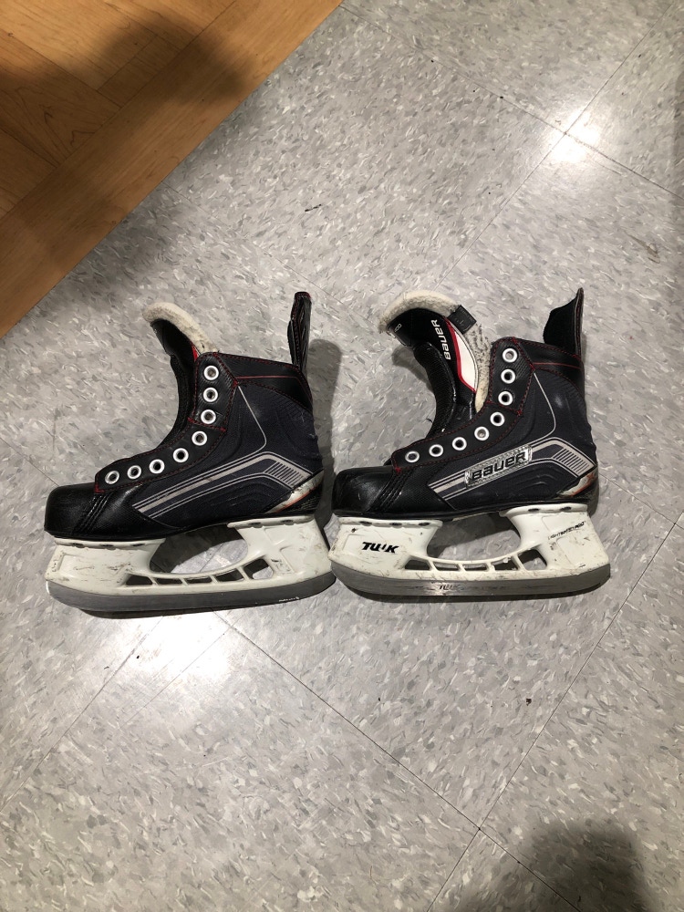Used Junior Bauer Vapor X400 Hockey Skates D&R (Regular) 1.0