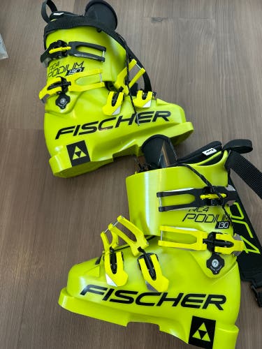 Like New Fischer RC4 Podium 130 Ski Boots (USED 2 DAYS)
