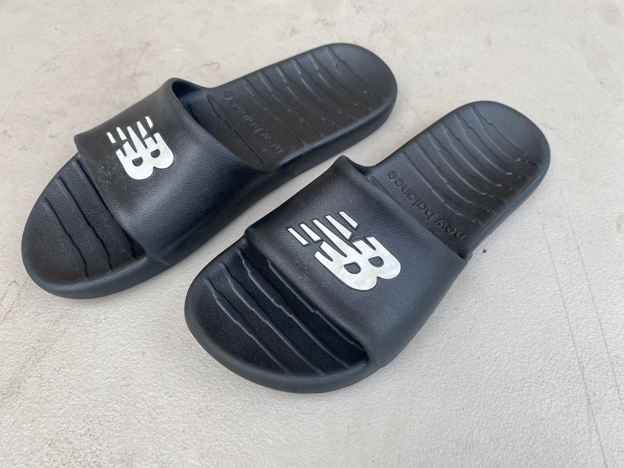 New Balance Pro Stock Men's Sandal / Slides / Shower Shoes 3955