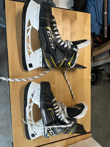 CCM Super Tacks Vector Premier Hockey Skates