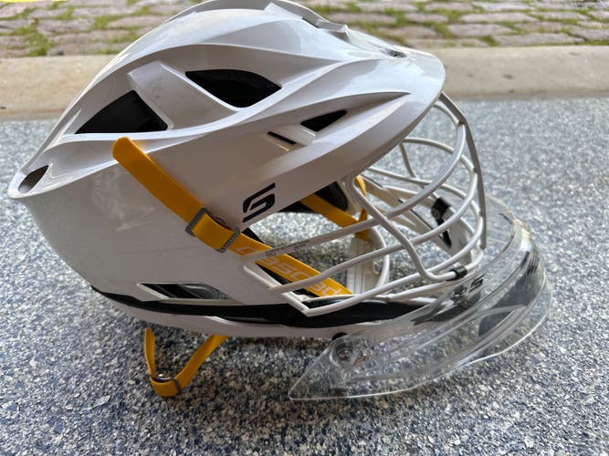 Used Cascade S Goalie Helmet