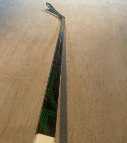 Intermediate Left Hand P92 Nexus ADV Hockey Stick