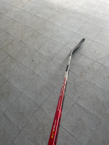 Senior Right Handed Pro Stock Vapor Hyperlite Hockey Stick