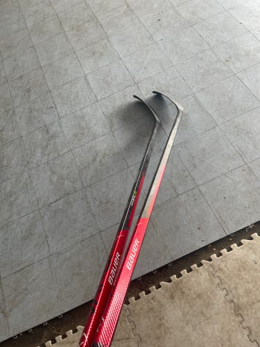 Senior Right Handed Pro Stock Vapor Hyperlite Hockey Stick