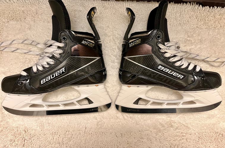 NEW Bauer Supreme UltraSonic Pro Stock Hockey Skates