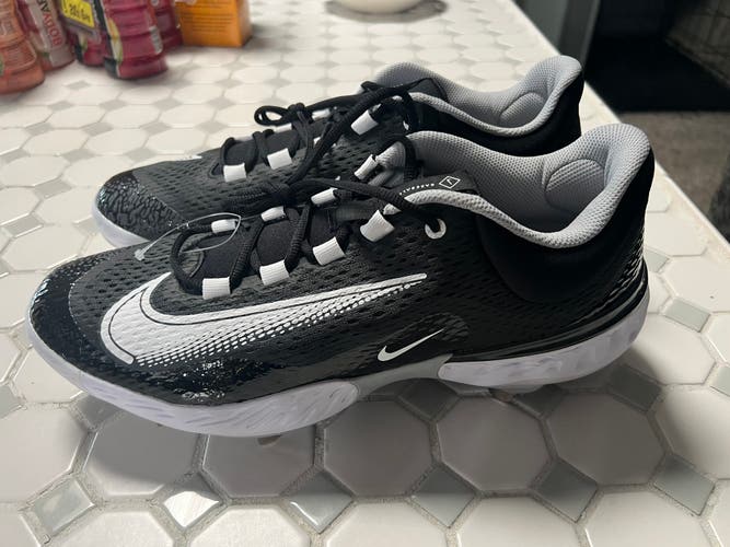 Black Men's Metal Low Top Nike alpha huarache elite 4  Size 12