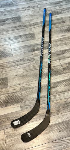 New! 2 Pack! 2x 77 Flex Right Hand P92 Nexus Sync Hockey Sticks