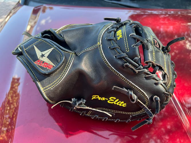 All-Star CM3000MBK Catcher’s Mitt