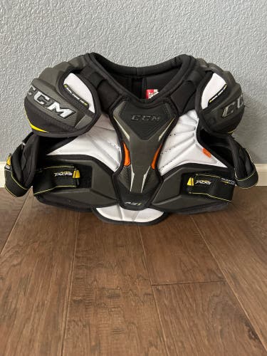 Used Small CCM Super Tacks AS1 Shoulder Pads