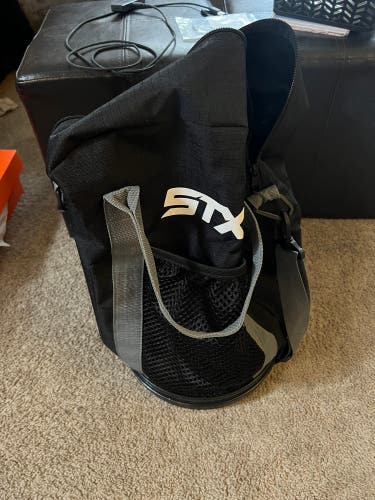 STX Ball Bag W/ Balls