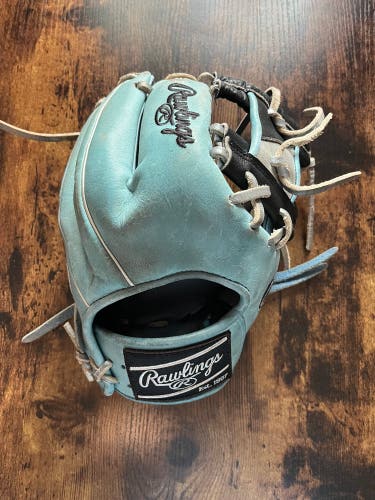 2022 Infield 11.5" Heart of the Hide Baseball Glove