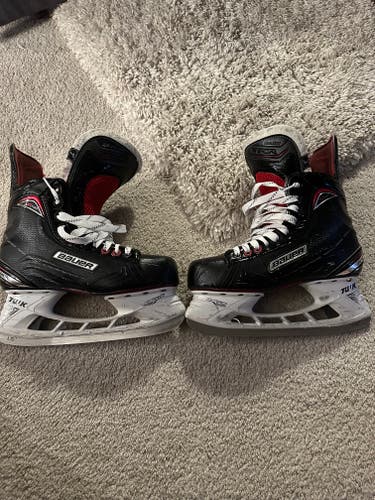 Senior Used Bauer Vapor X700 Hockey Skates Regular Width Size 7