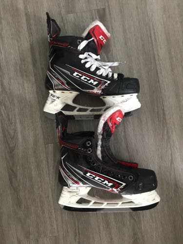 Used CCM Regular Width Pro Stock Size 7 JetSpeed FT2 Hockey Skates