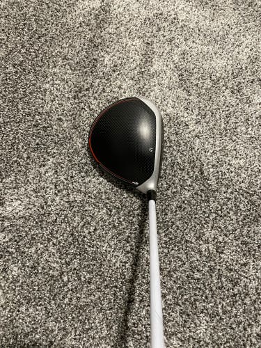 Men's Left Hand Extra Stiff Flex 10.5 Loft M5 Driver