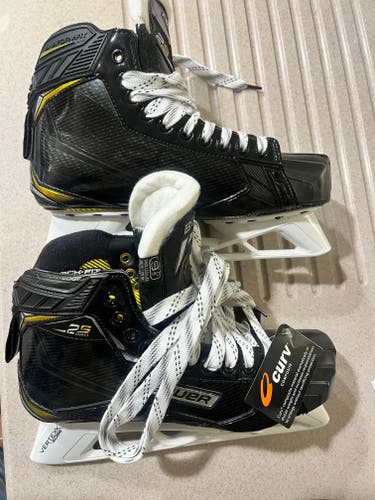 Senior New Bauer 2s pro Hockey Goalie Skates Regular Width Size 9.5