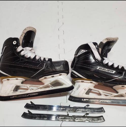 Used Junior Bauer supreme s190 Goalie Skates Regular Width Size 3.5