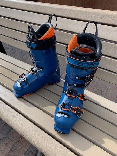 Tecnica Mach1 LV 120 Ski Boots 2021 - Used