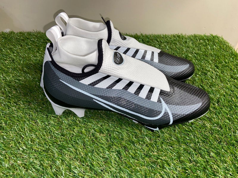 *SOLD* Nike Vapor Edge Pro 360 Black/White Football Cleats DQ3670-001 Men 11 NEW