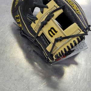 Wilson New A2000 Kbh13 11 3 4" Fielders Gloves