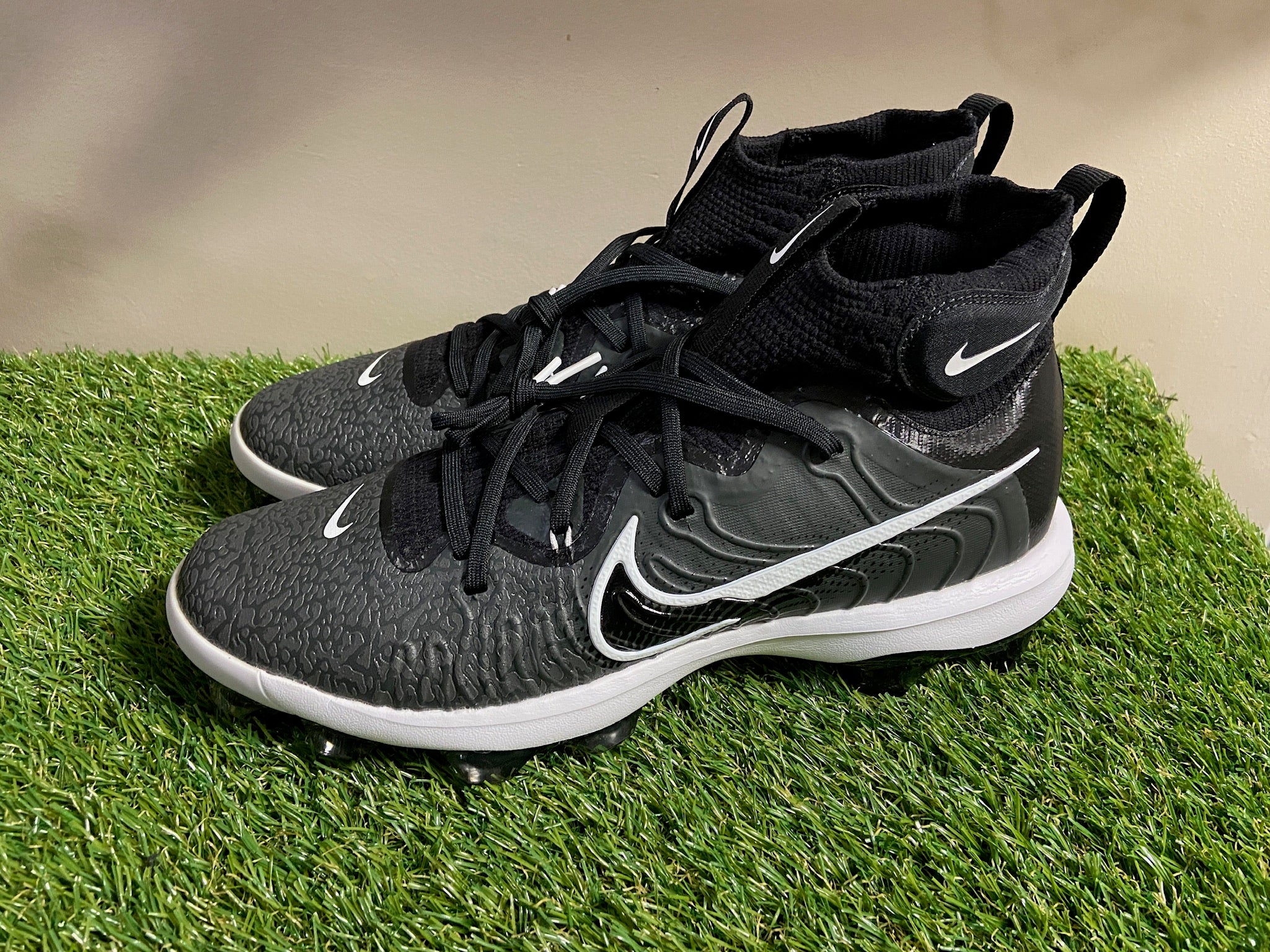 Nike Alpha Huarache NXT MCS Men's Baseball Cleats.