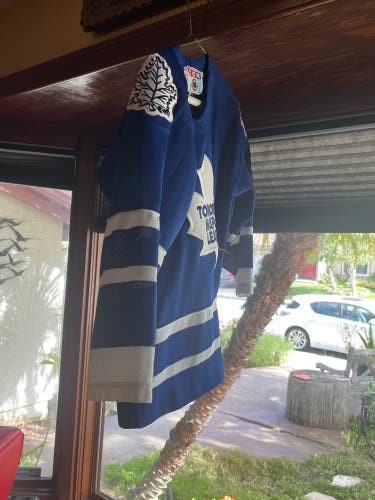 Toronto youth X-Large Hockey Jersey