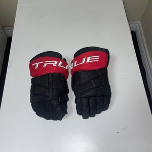 True 11" XC7 Gloves New