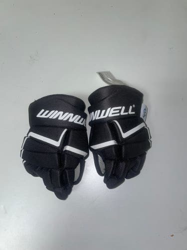 Winnwell AMP 500  8”/9” Gloves Youth (NEW)