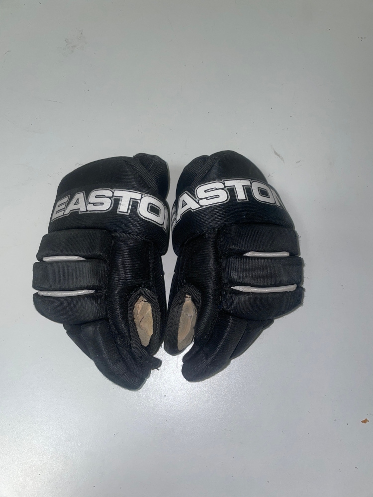 Easton 10" Synergy Gloves (used)