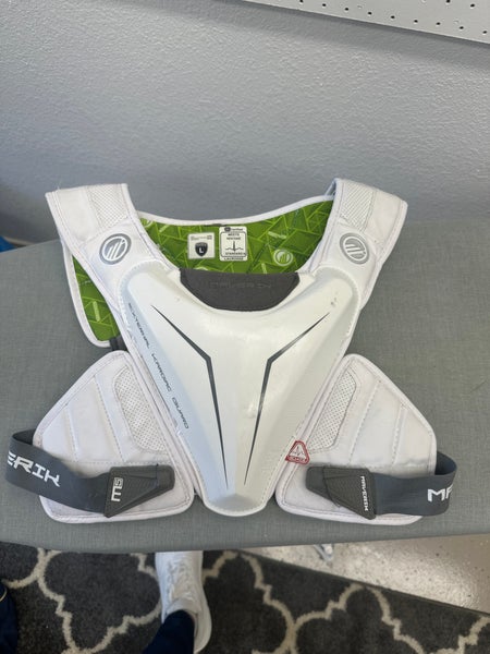 ALMOST BRAND NEW Maverik M5 Shoulder Pads